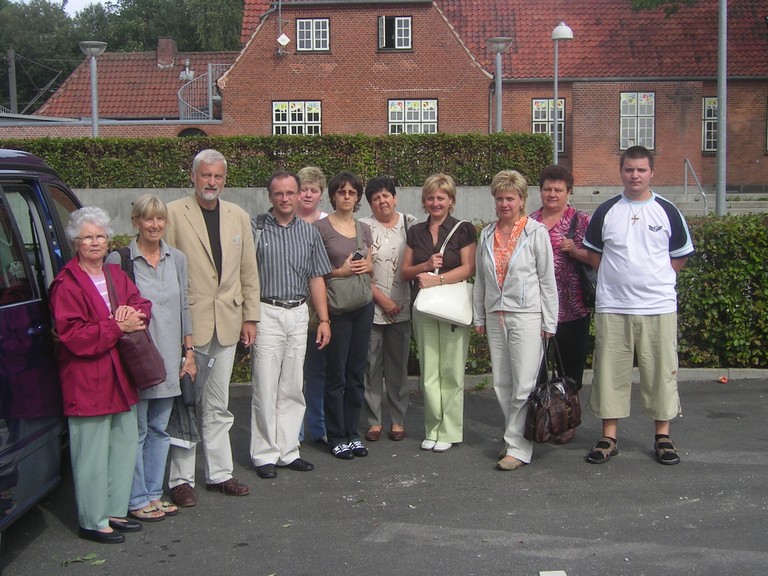 2008.-kis csapatunk néhány dán vendéglátóval - big